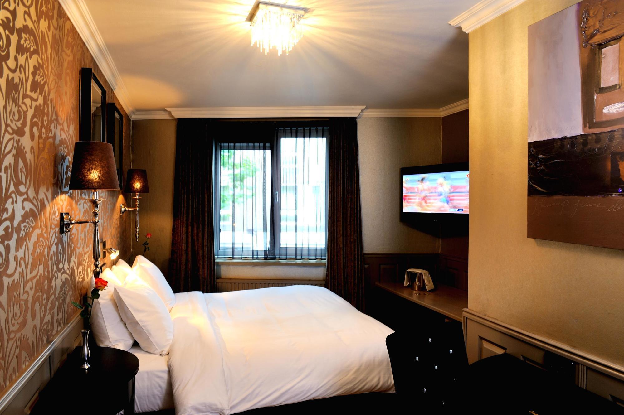 אמסטרדם Hotel Sint Nicolaas מראה חיצוני תמונה